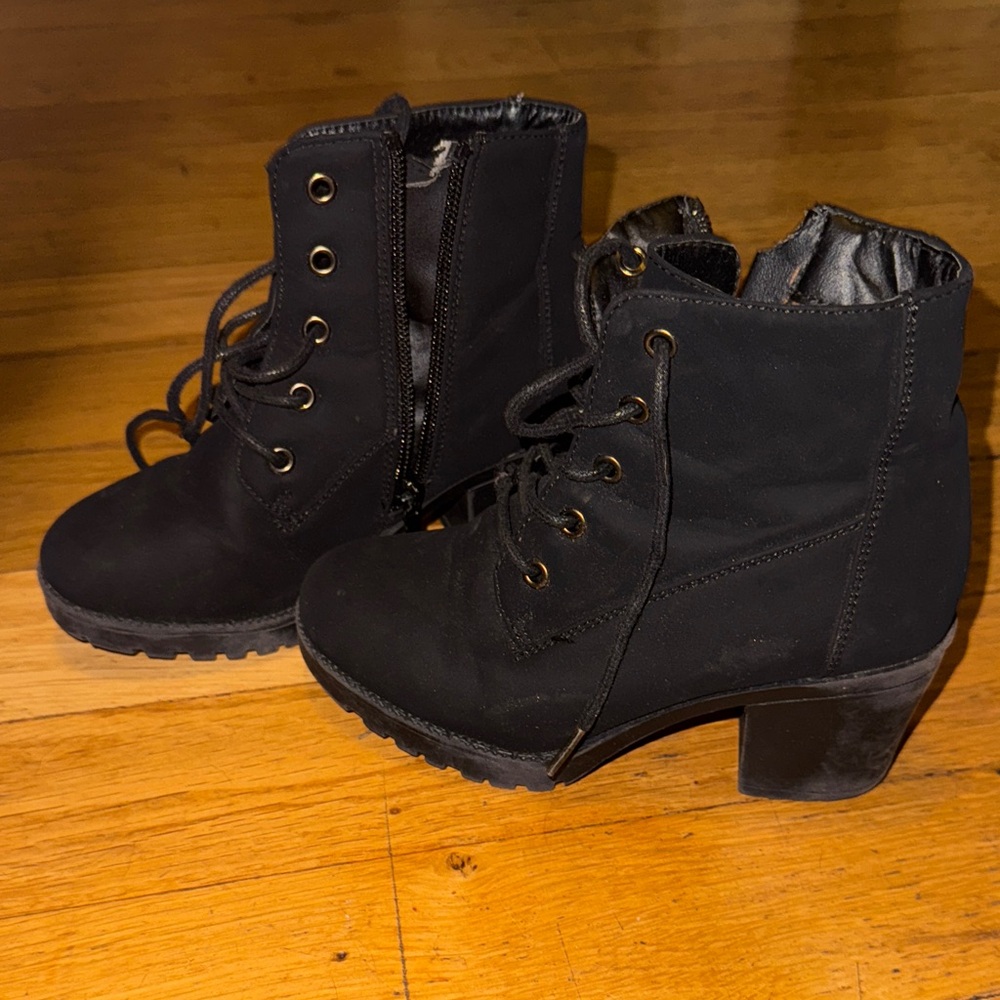 Stylish Black Ankle Boots for kids